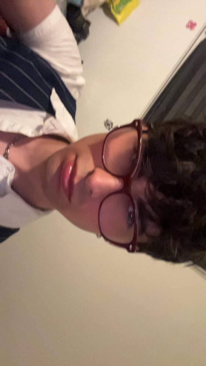 nicxroa's tweet photo. idk https://t.co/An0pTgcwPl