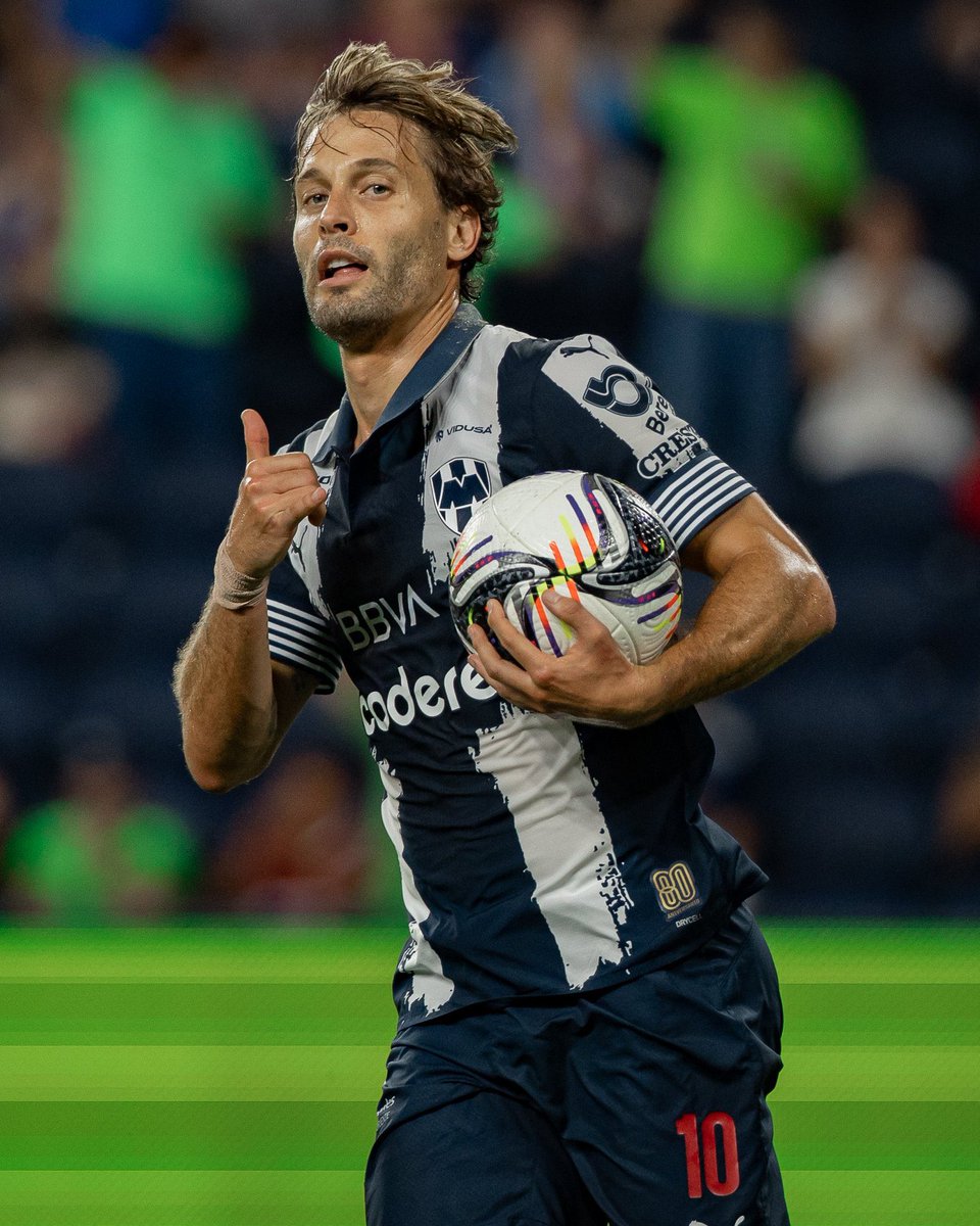 TE QUIERO, TE ADORO, TE APRECIO Y TE AMO.