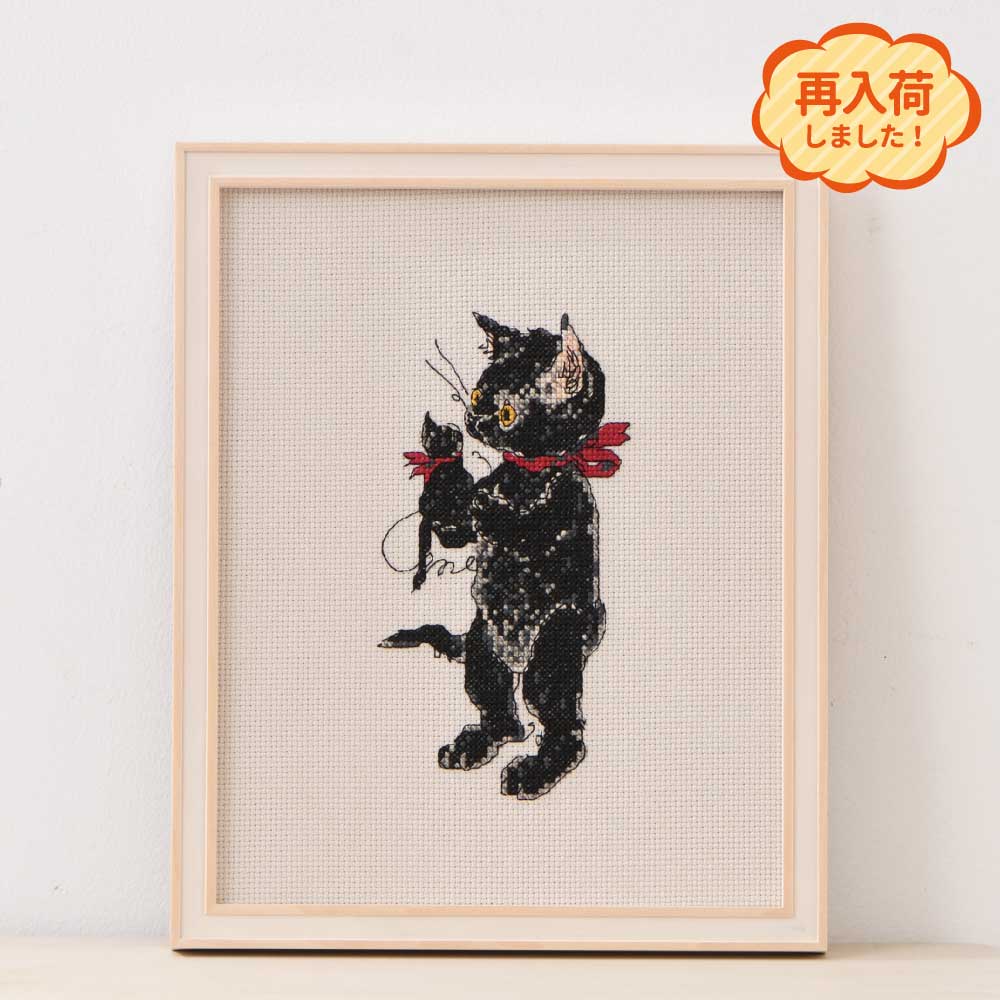 ☆完成品☆ハンドメイド クロスステッチ 散らかったお店 猫 魚 刺繍 139-1.jpg