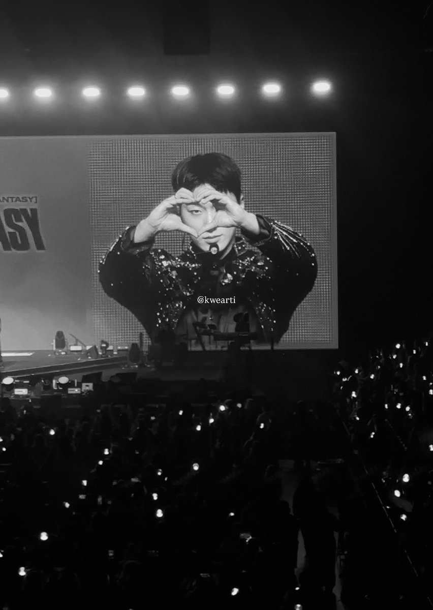 kwearti's tweet photo. 250722
#In_Your_Fantasy #ATEEZinORLANDO https://t.co/eCb9UG8WXg