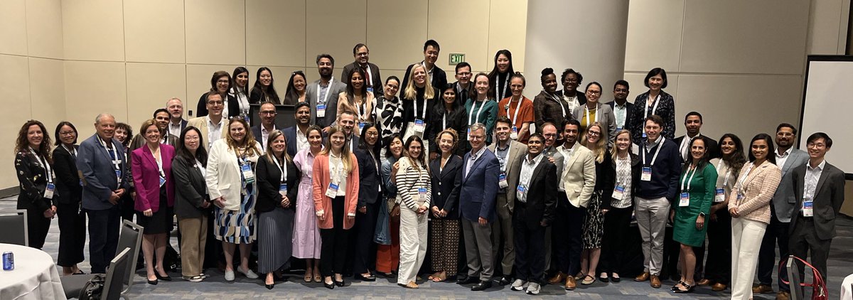 AST_LICOP's tweet image. It was so nice to see our wonderful members at #LICOP annual meeting today 🫶

Looking forward to their exciting presentations at @WTCMeeting 🙌

#LiverTwitter @AST_info 

 @lindsayykingmd @HowardTLeeMD @LizzieAbyMD @AnjanaPillaiMD