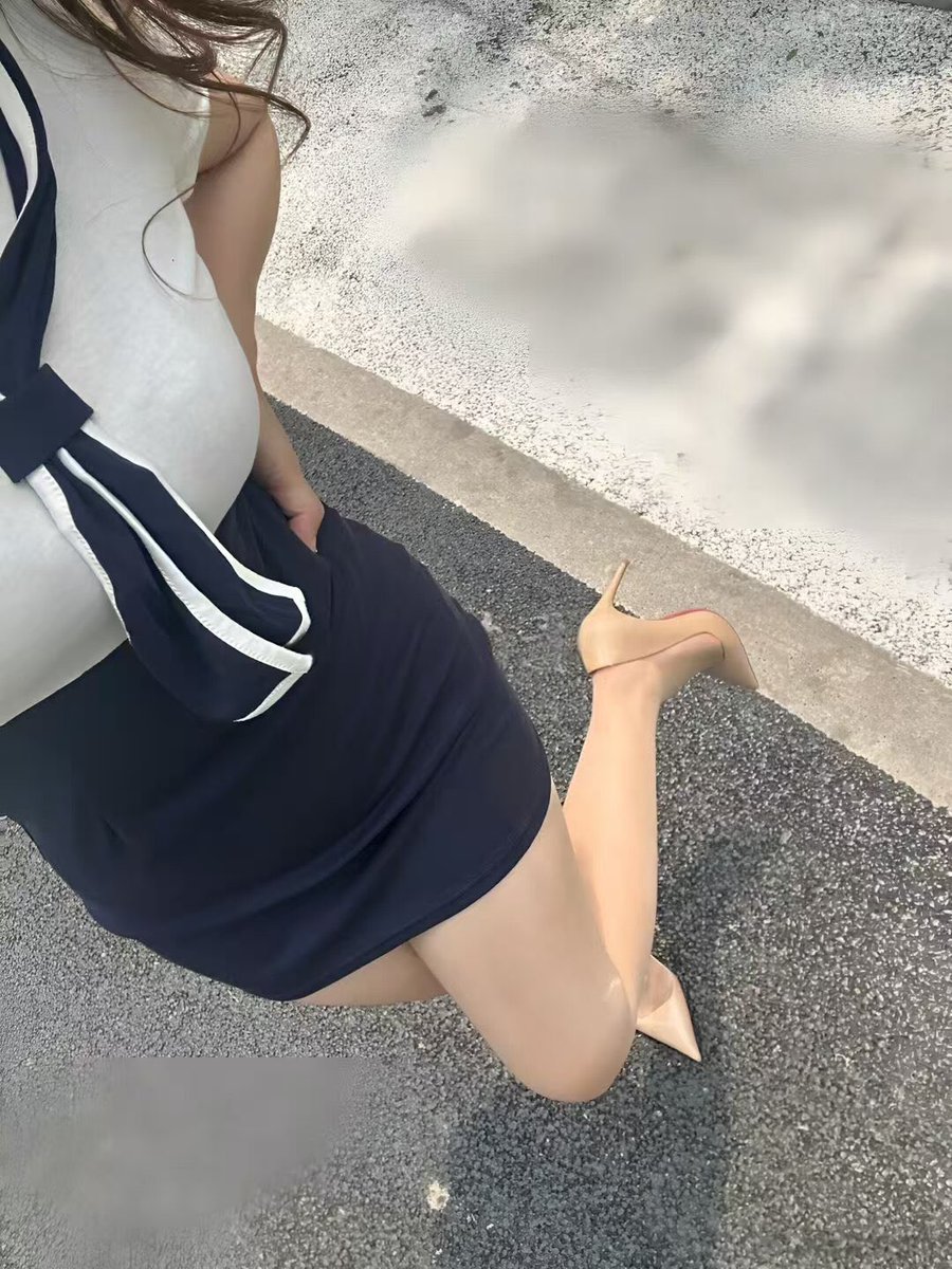 LewdSen98258681's tweet photo. 今天晚上有单男没有，来日我老婆 https://t.co/ZCPQFdtDim