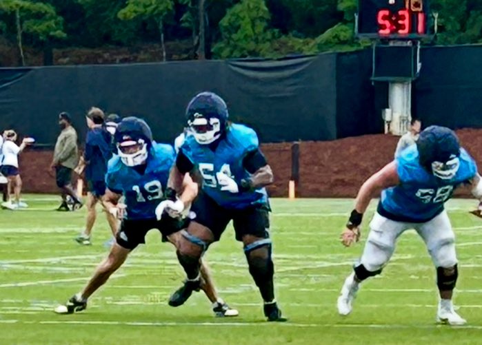 MilesMcVay's tweet photo. Pads will be popping tomorrow……  #unc #GoHeels #NorthCarolina https://t.co/ZAkckcD2NZ