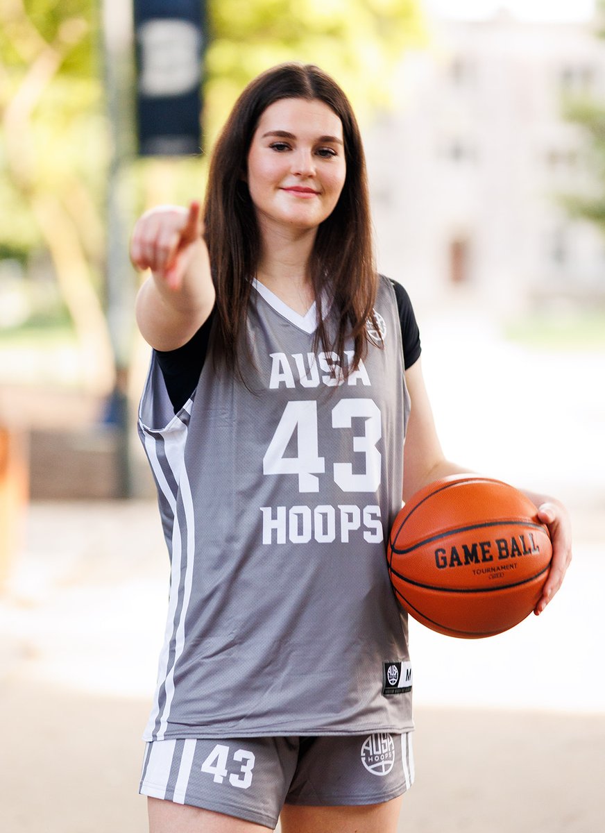 Ella Wickstrom | PG | 5'10" | Class of 2026 – AUSA Australia Team Morgan
Tough as nails and relentless on both ends. Ella is the first to the floor, whether it's diving for loose balls or sacrificing her body on defense. Locks in and contains in the half court whilst applying