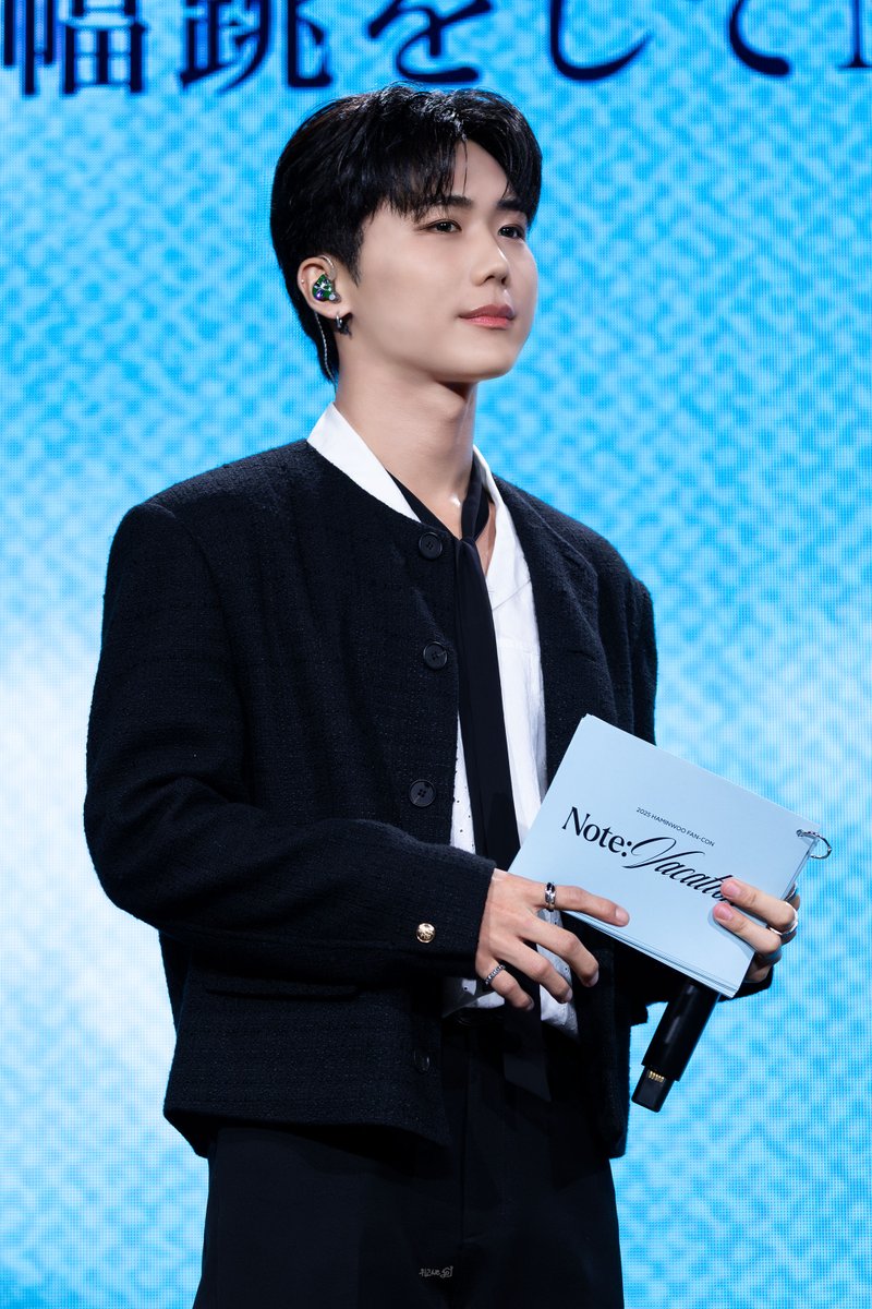 250802 HAMINWOO FAN-CON [NOTE : VACATION] 2부 #종형 

왕댜님🖤

#DKZ #디케이지 #JONGHYEONG #김종형