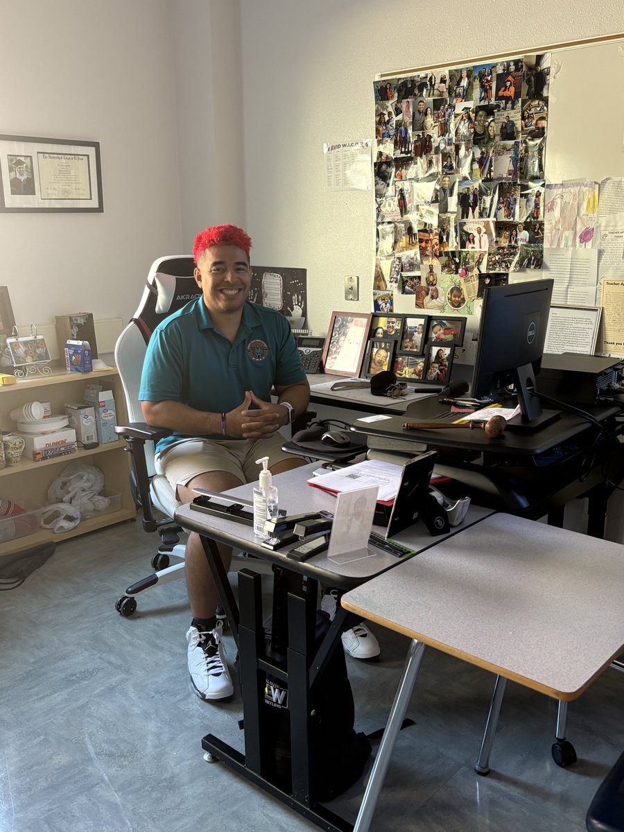 Ealva_PHHS's tweet image. Here’s to Year 16 and to building more than a classroom. The goal is to always create a safe space to learn, belong, and grow. 

Grateful to help my students find their voices and to be with my Early College family. Ready again.