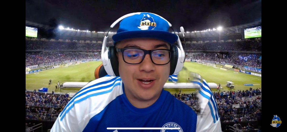 themonsterblue's tweet photo. Depois de uma semana, eu volto a ver a cara do Álvaro do CDD https://t.co/tGHwvzExeg