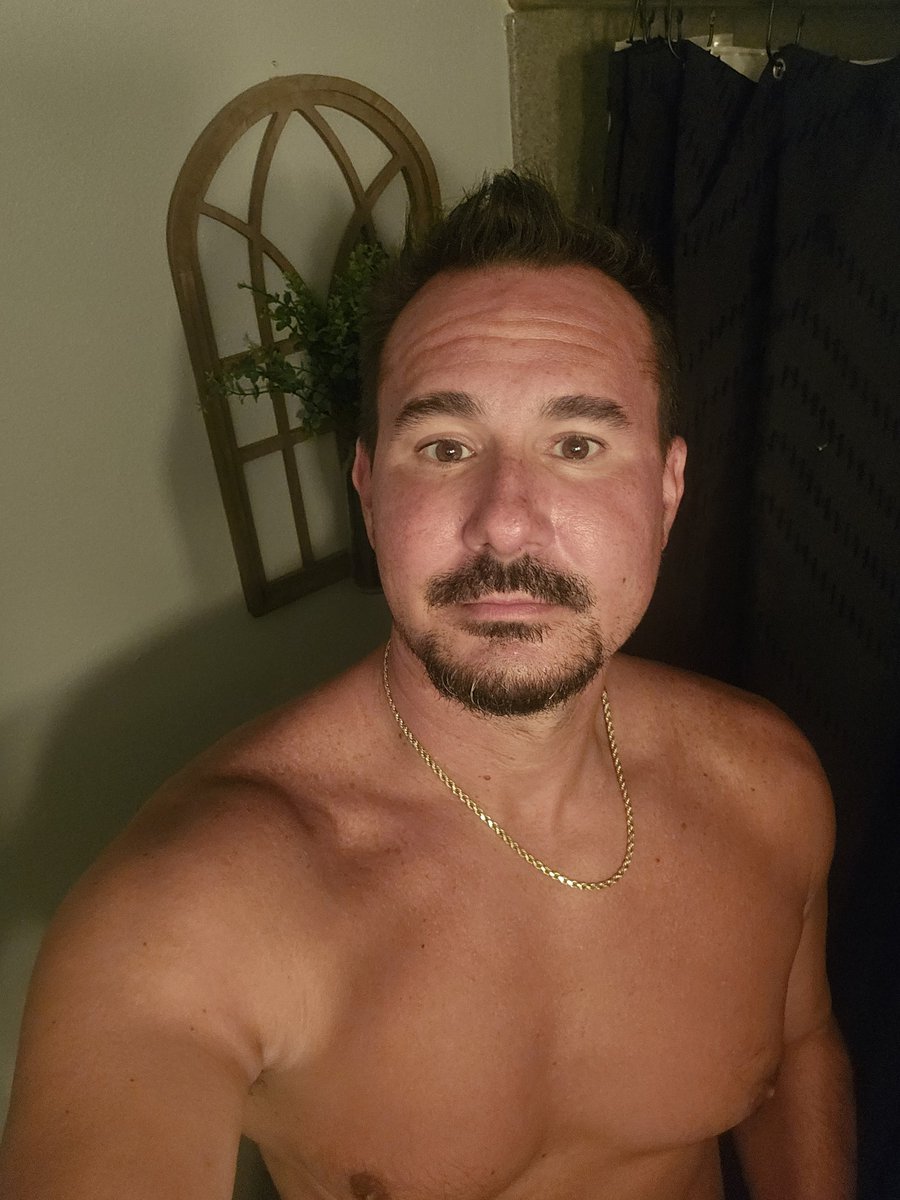 314swinger's tweet image. Selfie sunday