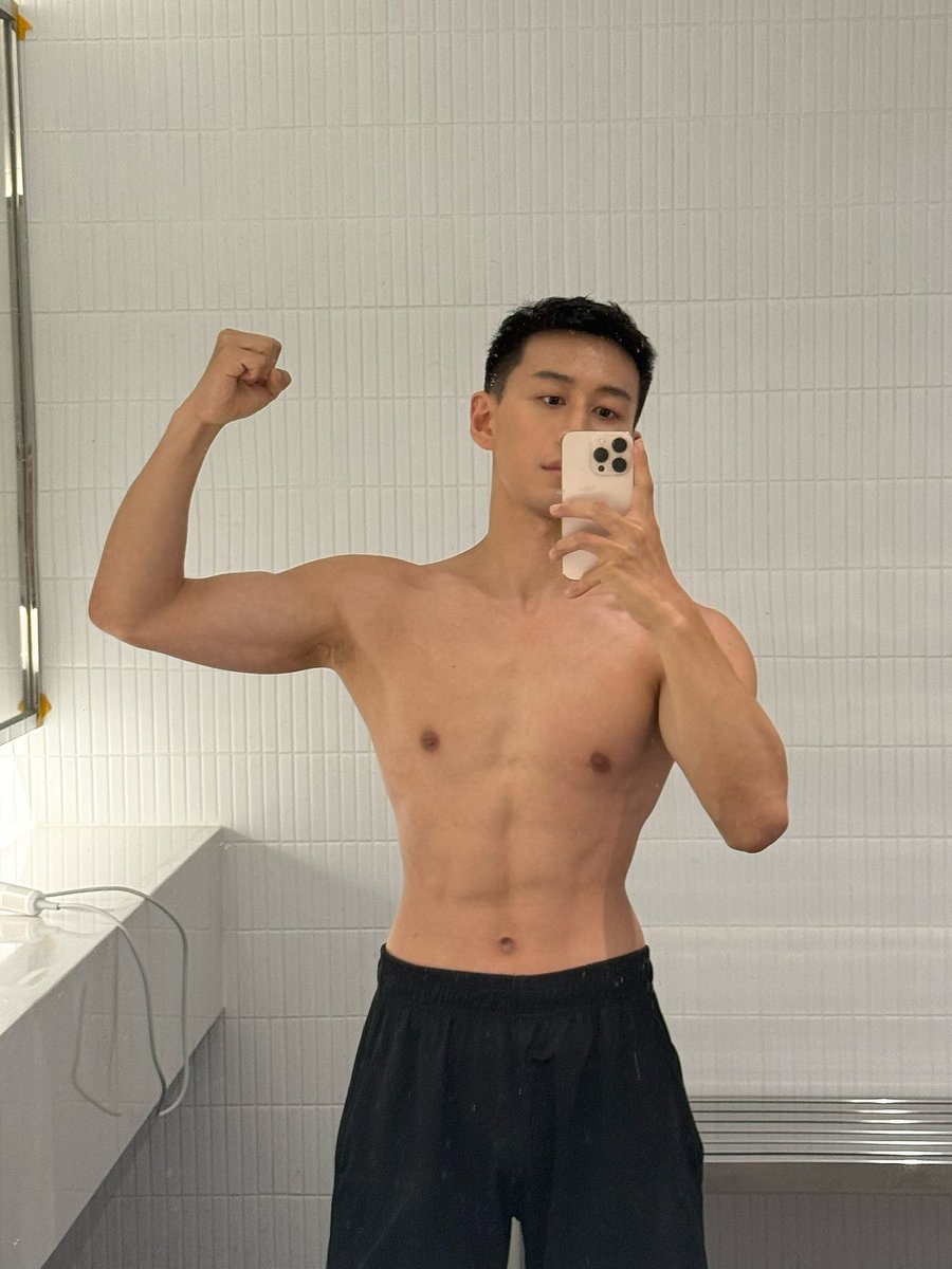 肌肉奶狗dd tweet media