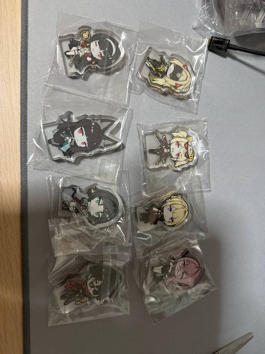 Made some merchh!!