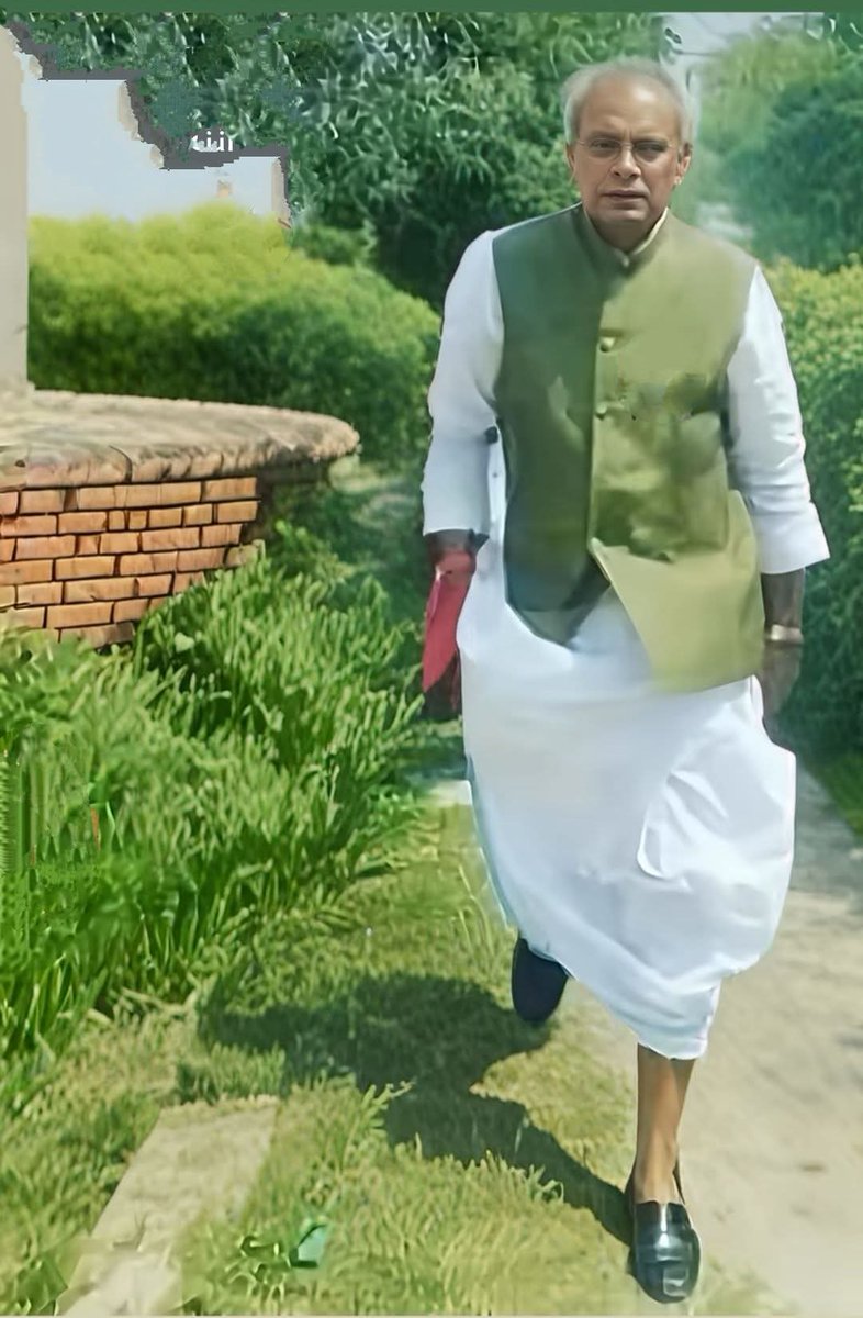 किसी भी समाज को कमजोर करने के लिए पहले अंग्रेज उसके नेतृत्व पर वार किया करते थे ठीक उसी नीति के तहत संघी दलों द्वारा आज राजपूतों के नेतृत्व को कमजोर किया जा रहा है.!
प्रभू नाथ सिंह न केवल राजपूतों के बल्कि मजदूर वर्ग की भी मजबूत आवाज थे। <a href="/NitishKumar/">Nitish Kumar</a>
#प्रभूनाथ_सिंह_को_रिहा_करो
