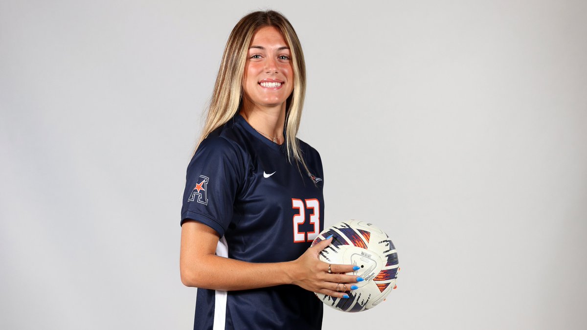 LisaUTSA's tweet photo. Great win for @UTSAWSOC and @CoachDPittman in their opening exhibition! I'm excited for the season ahead.

Congratulations to Brooklyn Bailey on her hat trick tonight!

#BirdsUp 🤙 https://t.co/65FdAWtASk