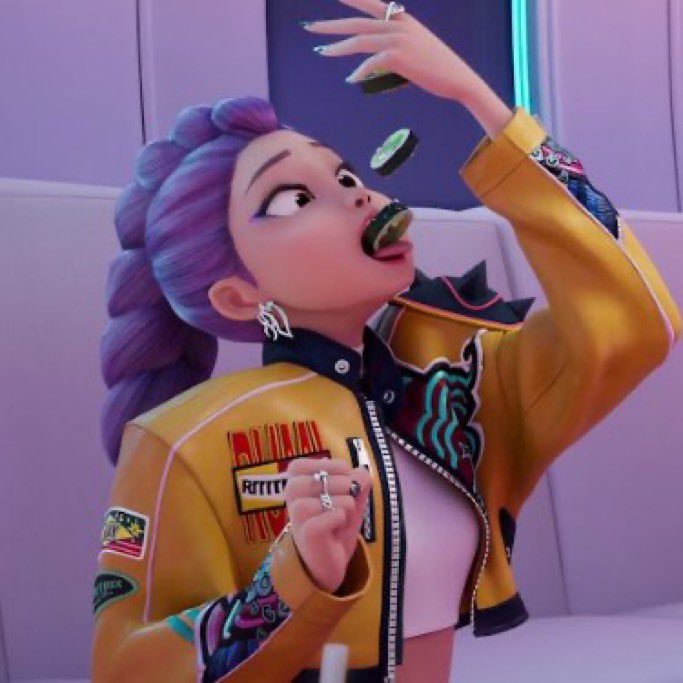 루미 김밥 통째로 넣는건 많이 봤는데
이런 초절정 귀여운 프레임도 있었다는걸 몰랐어

모두가 알아야해