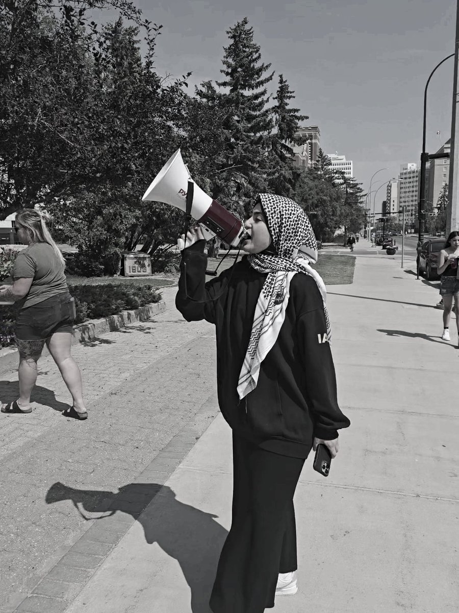 AlbertLedebur's tweet photo. We had an awesome turnout at Palestine rally yesterday!! @CityofRegina Continuing to speak out and put more pressure on our government to do everything it can to inhibit and stop Israel's genocide. @MarkJCarney, please do something real. One aid shipment won't stop the slaughter https://t.co/xMOqpymzo1