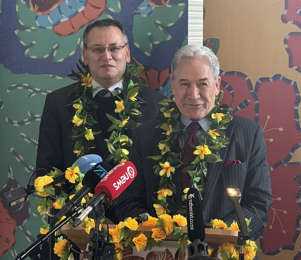 In our troubled world, we sometimes need to stop, take pause from time to time, to reflect on our successes. Today marks one of them, because there is much to celebrate in our 60 years joined together in free association.

-WP

<a href="/DrShaneRetiMP/">Dr Shane Reti</a>

🇨🇰 🤝 🇳🇿

🗣️ beehive.govt.nz/speech/celebra…