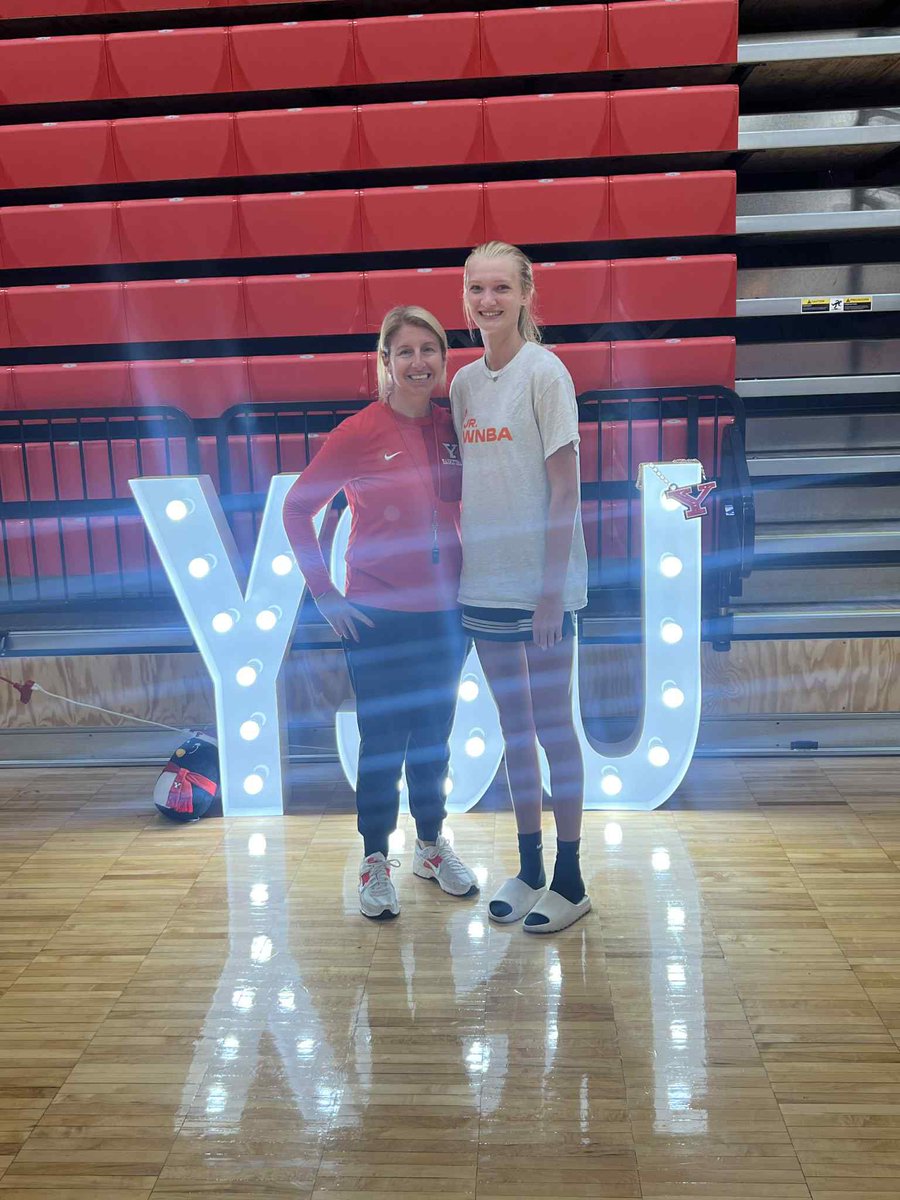 Ava Simpson (@avasimpson2424) on Twitter photo Had a great time <a href="/YSUWomensHoops/">Youngstown State WBB🐧</a> basketball camp. Thanks <a href="/CoachJackson21/">Melissa Jackson</a> @ShaynaOGore for having me. And Thanks to my mom for driving back from Chicago late last night and then driving me 4.5 hours to camp then 4.5 hours back home! Long day for sure! #BBALL Life Style! Had a great time <a href="/YSUWomensHoops/">Youngstown State WBB🐧</a> basketball camp. Thanks <a href="/CoachJackson21/">Melissa Jackson</a> @ShaynaOGore for having me. And Thanks to my mom for driving back from Chicago late last night and then driving me 4.5 hours to camp then 4.5 hours back home! Long day for sure! #BBALL Life Style!