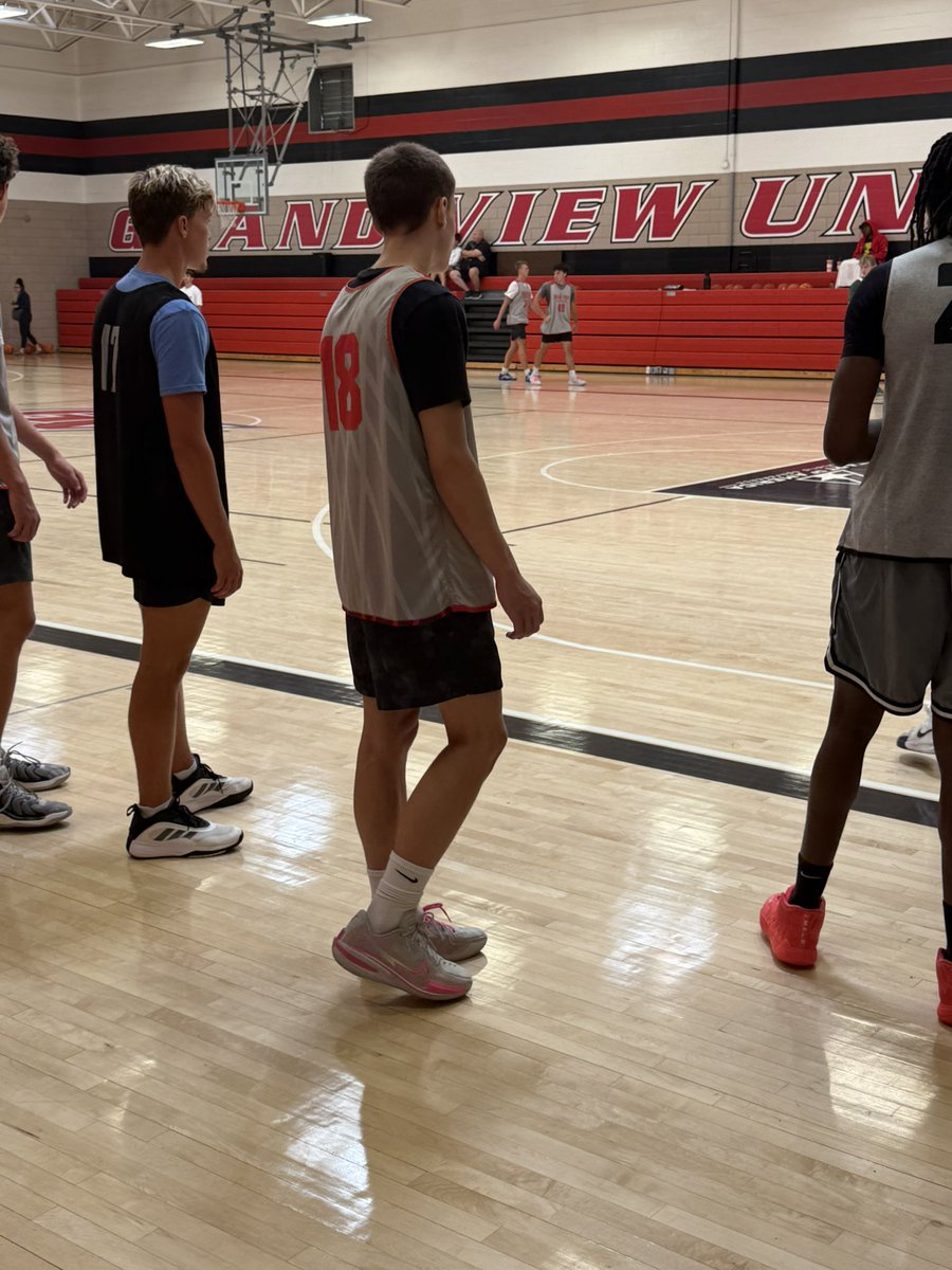 Isaac Chase (@isaacchase2028) on Twitter photo Grateful for the opportunity to compete at the <a href="/GVVikingMBB/">Grand View Men's Basketball</a> Elite Camp this weekend. High-level coaching and competition. 📈
<a href="/CoachBHoke/">Brandon Hoke</a>
#ClassOf2028 #CollegeHoops #GHVBasketball #BreakersBasketball Grateful for the opportunity to compete at the <a href="/GVVikingMBB/">Grand View Men's Basketball</a> Elite Camp this weekend. High-level coaching and competition. 📈
<a href="/CoachBHoke/">Brandon Hoke</a>
#ClassOf2028 #CollegeHoops #GHVBasketball #BreakersBasketball