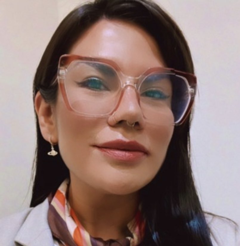 Eve Calandre tweet media