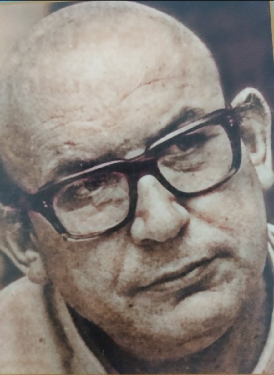 Hoy hace 49 años, integrantes de los Grupos de Tareas de la dictadura asesinaban en una ruta a monseñor Enrique Angelelli, obispo de La Rioja. 4 de agosto de 1976. Uno de los 2 miembros del alto clero asesinados durante el Proceso. El otro fue Ponce de León.