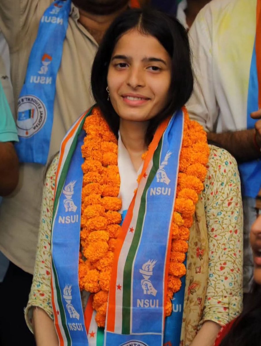 Jaimeena87's tweet photo. नम्रता जेफ मीणा को NSUI दिल्ली के प्रदेश उपाध्यक्ष नियुक्त होने पर हार्दिक शुभकामनाएं
 🎉 🎉 🎉 
@NamrataJeph https://t.co/wlpnbOXyj8