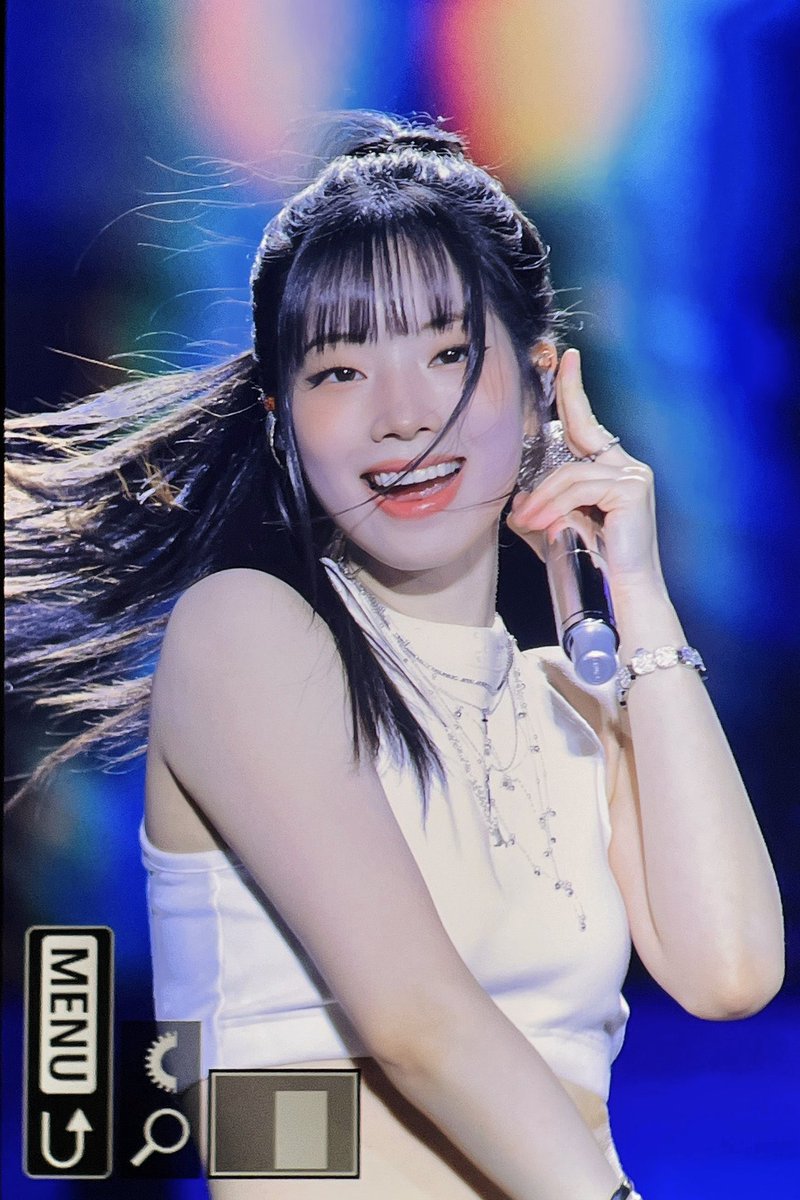 250802 ダヒョンちゃんの夏が始まっててやばい。前髪ありポニテはもう