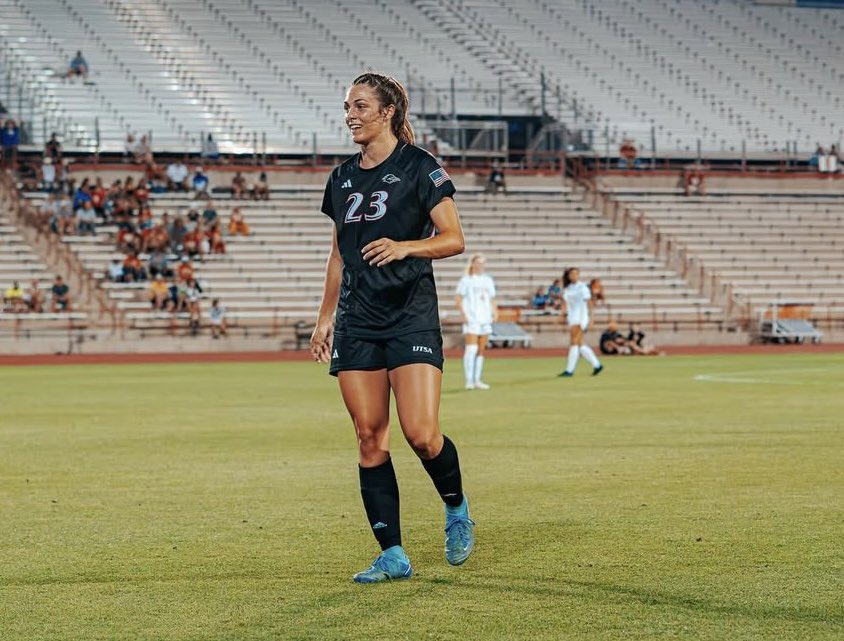SocAddicts's tweet photo. Brooklyn Bailey scored a HAT TRICK in UTSA’s exhibition tonight 🎩 

The freshman from Spring, Texas is already in form before the first official game 

UTSA is going to be running rampant all fall 👀 https://t.co/HnVNIzaUAf