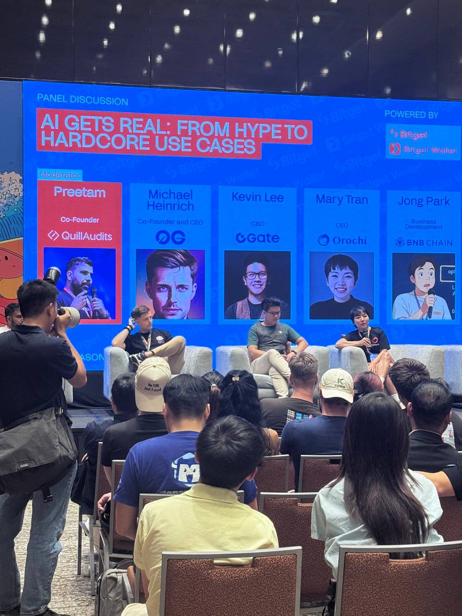 Pulled up to the Hack Seasons Opportunity Mixer Hanoi during GM Vietnam in Hanoi two days ago - solid alpha, real builders, zero fluff 🧠🔥

🌐 DeFi panel? Straight talk on what actually works vs what just looks good on paper.
🧩 Scaling to the masses? UX + infra still the