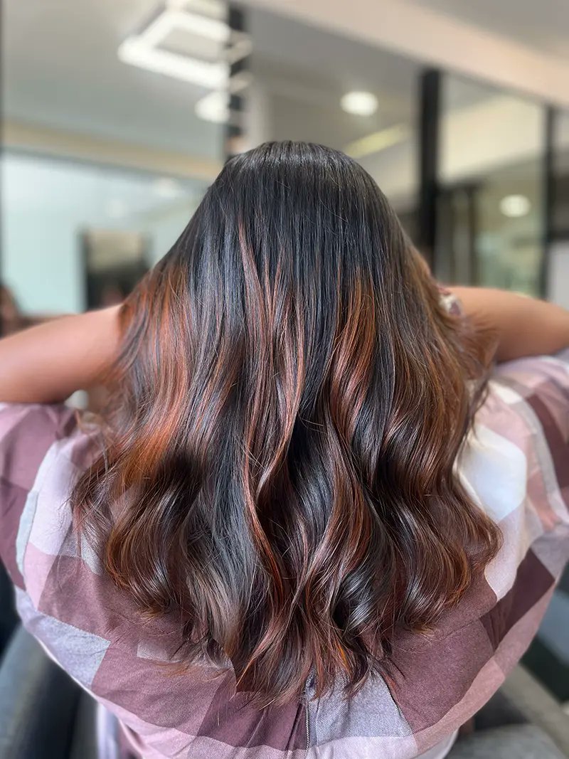 AloeLounge's tweet photo. Fresh color, fabulous style! Simply stunning.   #haircut #haircoloring #transformation #newhair #salon #hairgoals #shorthair #beauty #balayage #colorstreaks #freshcut #goodhairday #hairvideo #beforeandafter #hairtransformation https://t.co/H8Kz68Q2pU