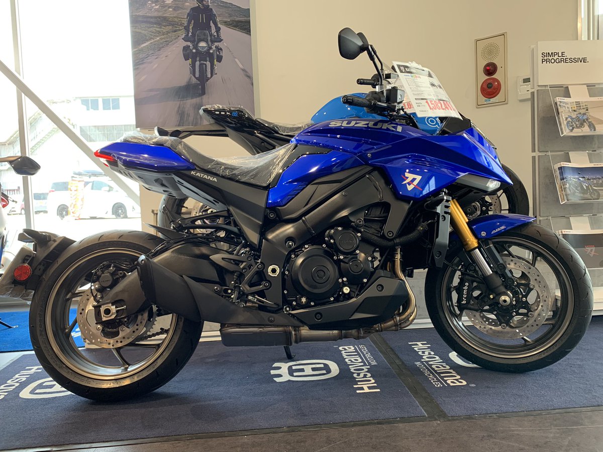 ktm_kashiwa's tweet image. ðððð ðððð ðððð
ã¹ãºãã®æ°è»ããããŸã
ðððð ðððð ðððð
2025幎ã¢ãã«
#SUZUKI #KATANA
ã¯ã€ãã¯ã·ãã¿ãŒæšæºè£
åïŒ
â¬ïžè»äž¡è©³çްã»ãåãåããâ¬ïž
moto.webike.net/bike_detail/22âŠ
#ã¹ãºã #ã«ã¿ã #åèç #æåž #ãã€ã¯ #ãªãŒãã〠#éŽè