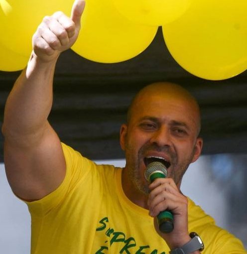 Daniel Silveira esta sendo torturado e corre o risco de perder sua vida.