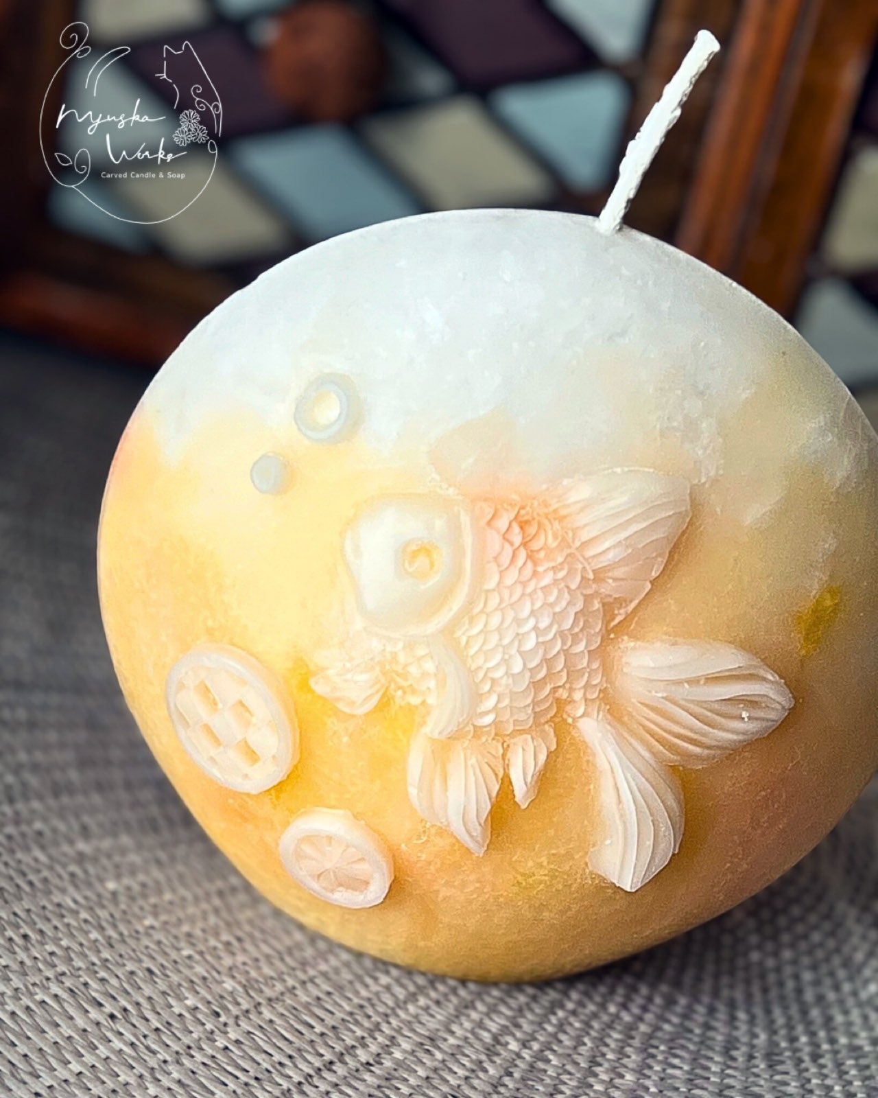 硯　金魚と水草の浮彫り 硯 金魚と水草の浮彫り