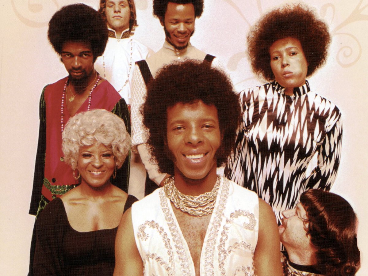 Esta semana toca #MartesdeComplacencias y tendremos los mejores covers de clásicos como "Walk on the Wild Side" de #LouReed, "Family Affair" de #SlyandtheFamilyStone y "Hit the Road Jack" con #RayCharles. No se lo pierdan! 8pm, por <a href="/HorizonteJazz/">Horizonte 107.9 FM</a> 107.9 FM.