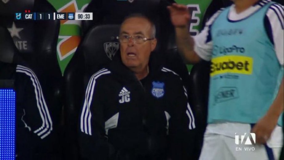 Si Jorge Celico siguiera siendo técnico de Emelec, estaríamos en el puesto 14 con 23 puntos