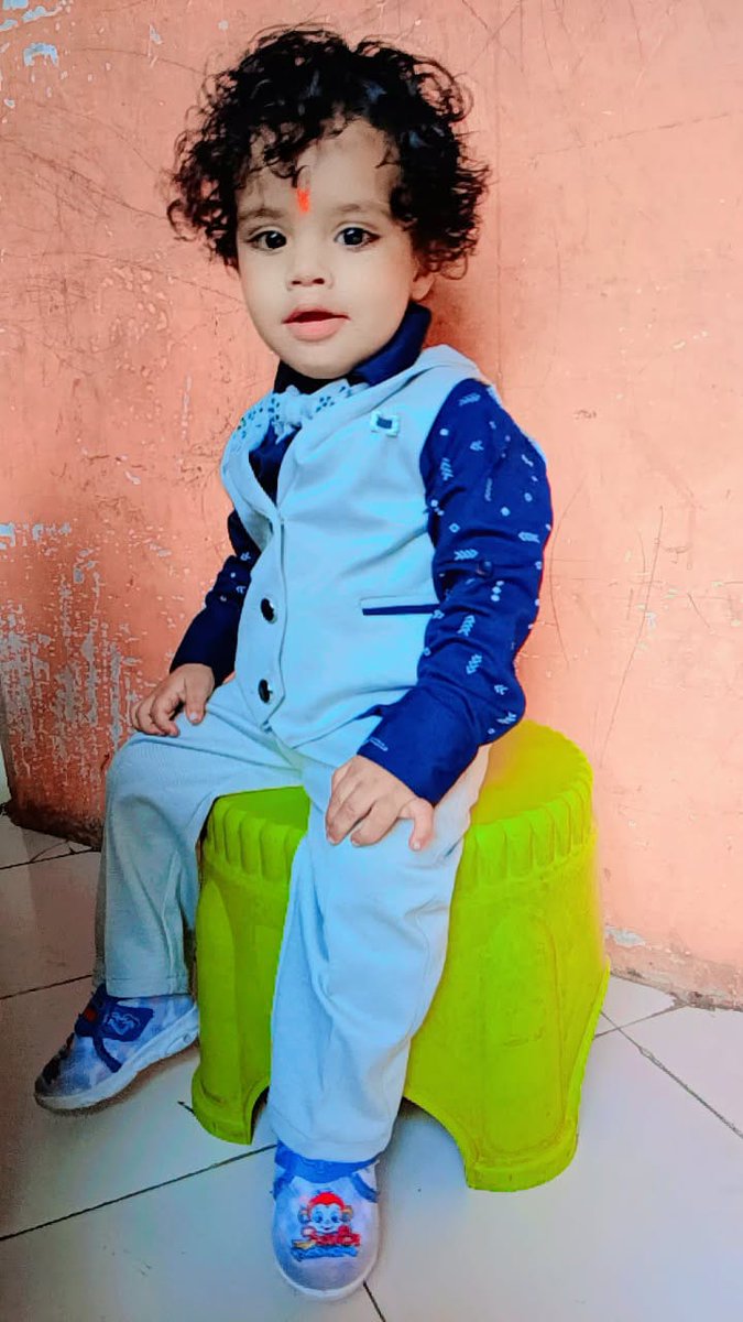 Welfare4Poor's tweet image. #INDvsENG I work as a night security guard at a private hospital. I don&apos;t have a home of my own—but my priority isn&apos;t a house, it&apos;s quality education for my kids, Krishna and Sarthak. Seeking support, assistance, or sponsorship for their future. 🙏 #HelpForEducation #SupportDream