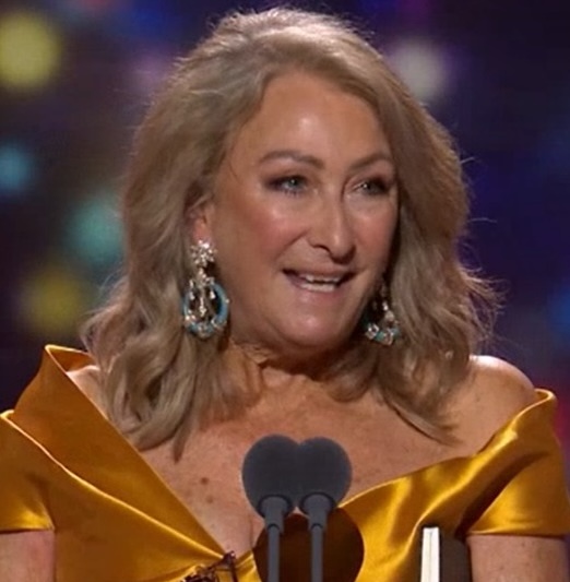 FactBuffet's tweet photo. This was the first time since 2001 that both the Gold Logie winner and the Logie Hall of Fame inductee were women! 
#Logies 
#TVWEEKLogies https://t.co/iqUfIKwsLj