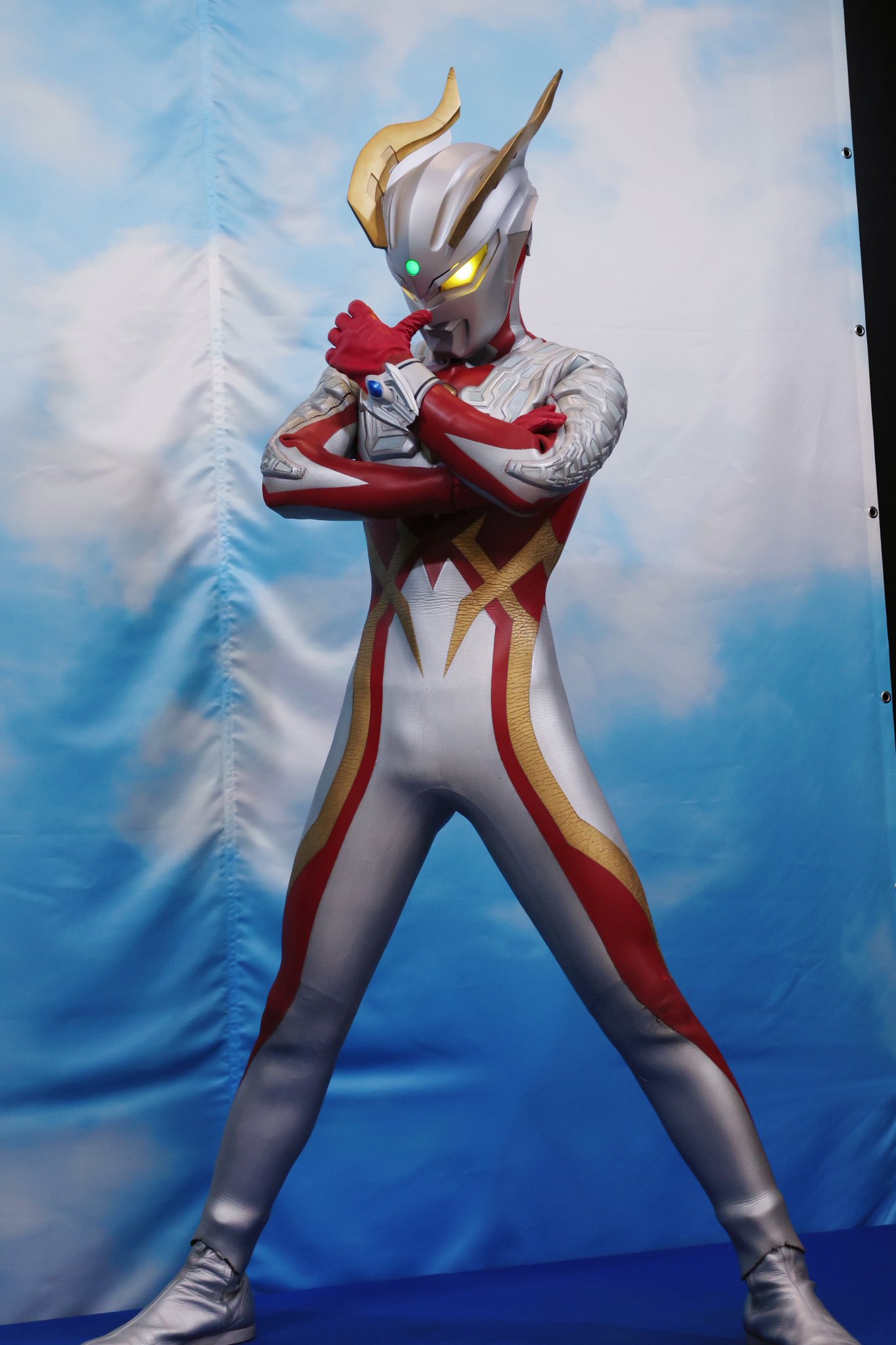 ウルトラマンアークWINNERプロモ さまよえる未来 プロモ ギャラクシーカップ Ultraman Arc] The Galaxy Armor's strongest weapon