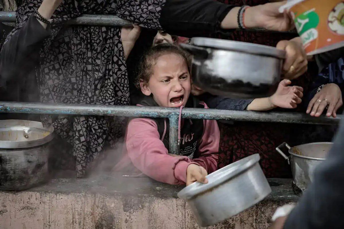 Gaza hunger crisis worsens: 6 more people die

The deepening humanitarian crisis in the Gaza Strip worsens daily. Six more Gazans have died of starvation in the last 24 hours, bringing the death toll to 175

#WeAreHereForPalestine
#SahabatPalestina_ID
#GazaGenocide
#FreePalestine