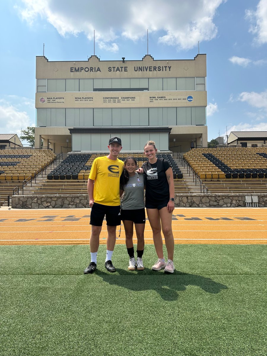 ✅ Summer 2025 soccer ID camps list done. 

Many thanks to <a href="/jgrimleysoccer/">Jane Grimley-Gunn</a>, <a href="/CoachGeorge23/">Coach George</a> &amp; Coach Bledsoe for hosting a great <a href="/ESU_WoSoccer/">ESU Women's Soccer</a> ID camp.

Got more insight about Hornet Soccer &amp; am looking forward to be back! #StingersUp

<a href="/SACity0708GA/">SA City 07/08 GA</a> <a href="/sacitysc/">San Antonio City Soccer Club</a> <a href="/soccer_warren/">Warren Girls Soccer</a>