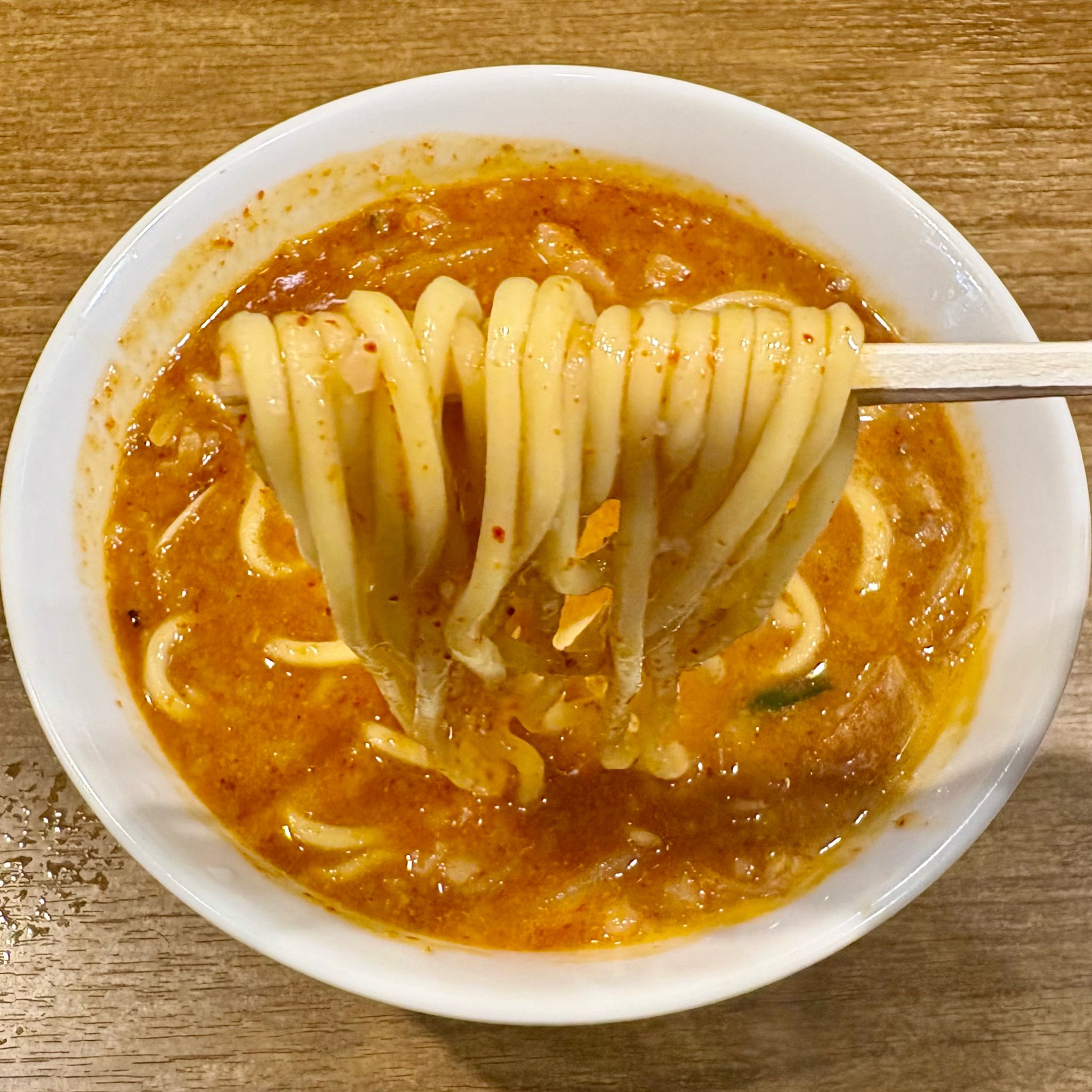 DESCENTE - ラーメン好き Ramen Radio] Doesn't Takao's late-night ramen go better with