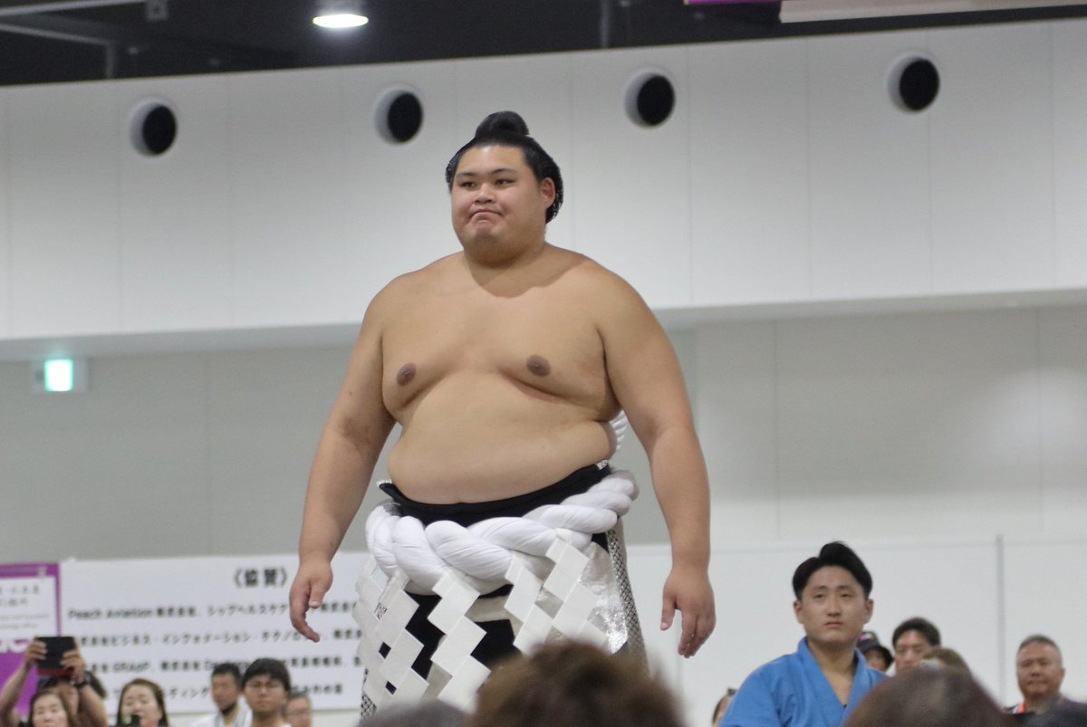 kazuweb's tweet photo. 大相撲大阪・関西万博場所へ行って来ました。
本場所とは違い、和やかな雰囲気で楽しめました♪ https://t.co/bySC3lPXOa