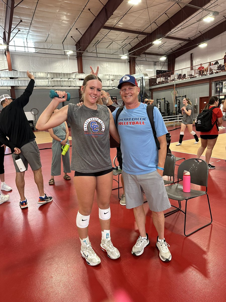 rayathompson4's tweet image. 54 MPH 🔥
Fastest arm in the gym. Preseason Sally Moos tourney champ 💪🏼
Next best? 50. All grades.
Just getting started! #HeavyArm #54Club #2028OH #WeRCreek 
❤️💙🐻