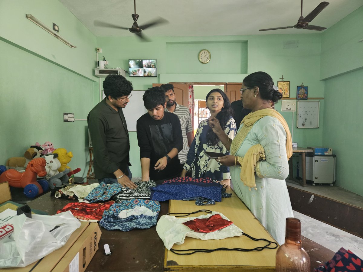 akshayashg2010's tweet photo. Students from **IIM Trichy** visited **Akshaya Tailoring Centre** &amp; **Akshaya SHG** to witness grassroots women empowerment in action. 💪
Real learning begins beyond the classroom! 📚🌱

#PrimeTrust #JananiHome #AkshayaSHGsConfederation
#IndiaVolunteerCare #IIMTrichy #FieldVisit https://t.co/BBVGKzSyRe
