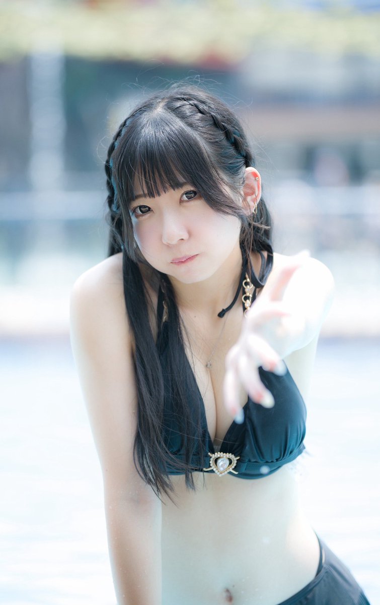 - ̗̀📣お知らせ👙
『真夏のTGIF 週プレ賞』にエントリーしています🥺🩵
本日17：00以降から投票開始です‼️

受賞するとなんと‼️
①週プレ誌面掲載✨
②デジタル写真集リリース✨

グラジャパ！特設ページ にて
投票数もとても大切なのでポチってください🥹お友達にも頼んでくれたら嬉しい🤲