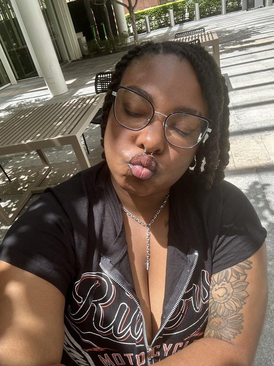 FEMDOM Dahlia๐ค ๐ฆ (@mrsdahliatoyou) on Twitter photo โจAnother RT Game โจ
Make him pay dommes & subss ๐ฐ๐ธ
2 / 2 / 2 
2 comments per person 
10 mins 
Go โจAnother RT Game โจ
Make him pay dommes & subss ๐ฐ๐ธ
2 / 2 / 2 
2 comments per person 
10 mins 
Go