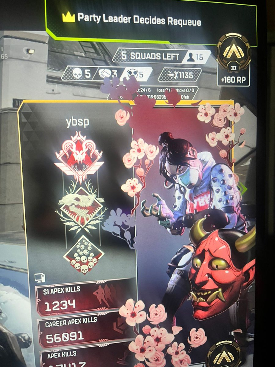 CodebUnlocks's tweet photo. @Respawn @PlayApex Is cool and sounds good but what "in my personal opinion" you need to check is on the next pictures....

They are actually gold but their skills lvl are Pred/Masters, i reach Diamond on early seasons but none of my friends reach more than Plat 3 https://t.co/0fokR1NoQD