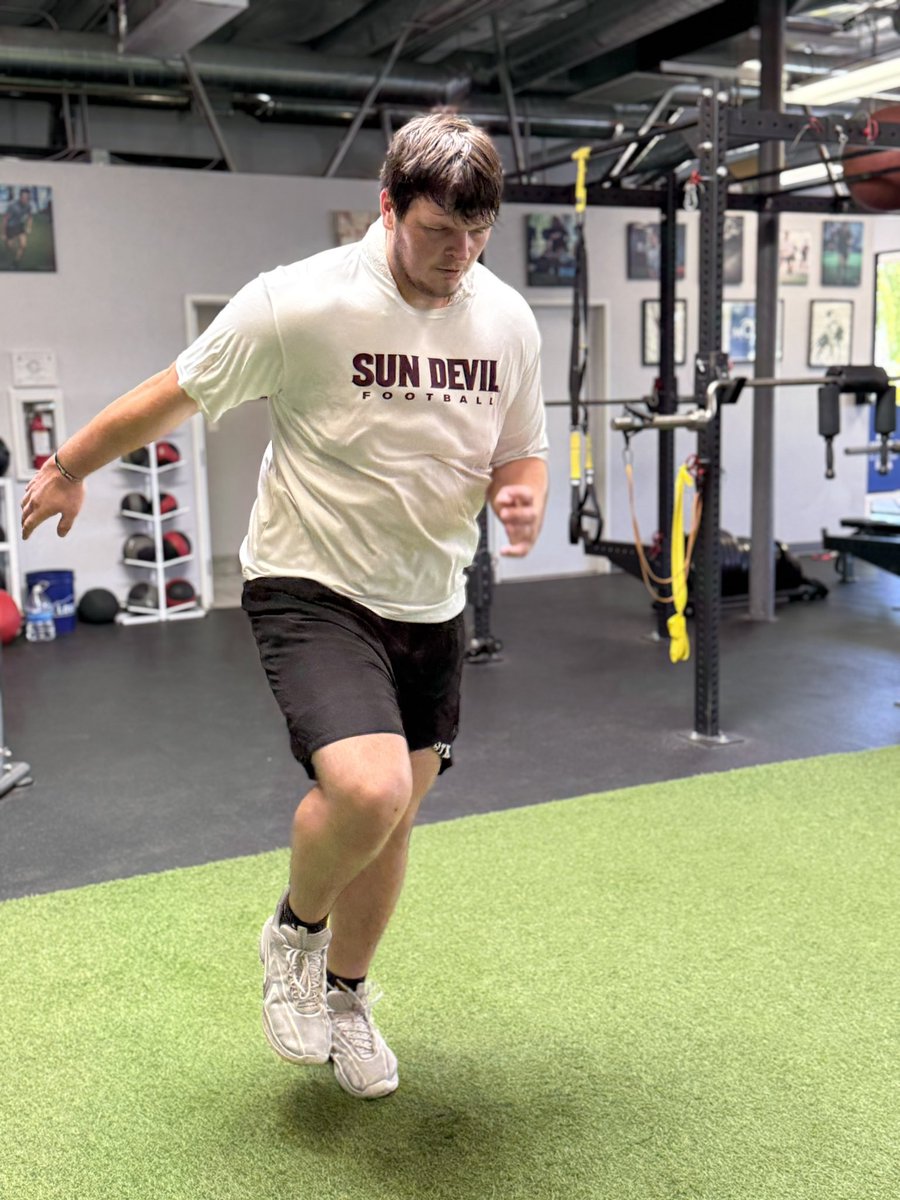 <a href="/Richie_Dexter77/">Richie Dexter</a> Locked In…👌👌
<a href="/CodyTCameron/">Cody Cameron</a> <a href="/AZHSFB/">ArizonaVarsity.com 🔥PREPS🔥</a> <a href="/Husky_Football7/">HamiltonHuskyFootball</a>