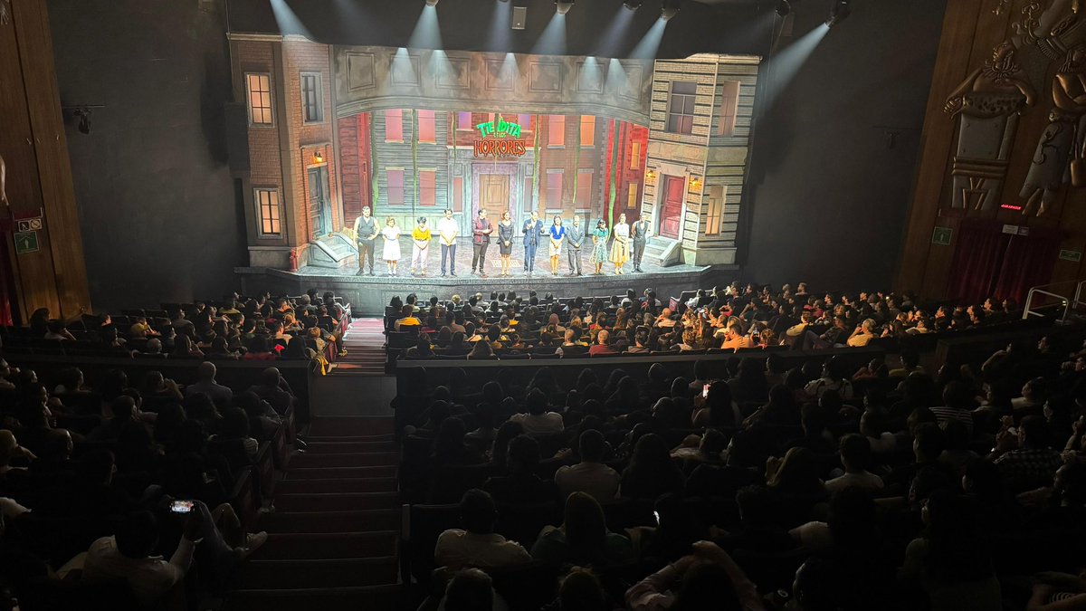 Gracias público hermoso!!! “La tiendita de los horrores “ 🎭💫❤️