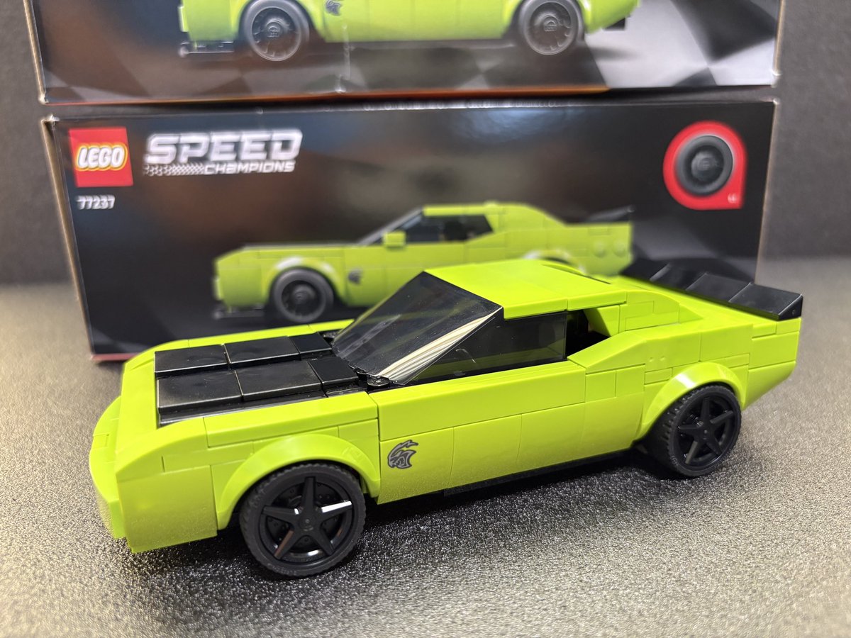 高度な組み技で楽しませてもらってますが、表のポッチを隠したい奴は２つ買えと、売り方も高度な技を使ってきましたね