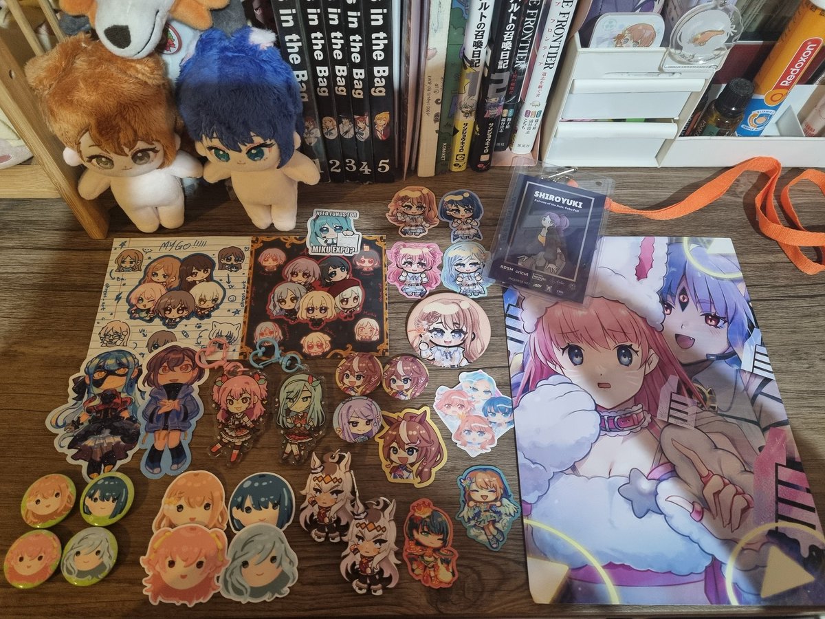 ShiroYukiArts's tweet photo. Merch haul plus freebies/trades, kinda sad didnt get much uma merch before i left π₯Ήππ
#PatronsOfTheArts
#PotACebu
#PotACebuFall https://t.co/KdsUjYMps6