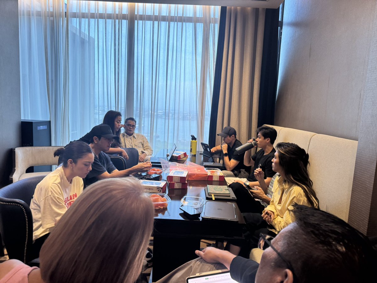 DreamscapePH tweet media